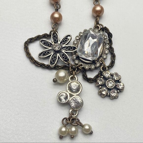 American Eagle AEO Pearl Rhinestone Pendant Necklace - Picture 5 of 9